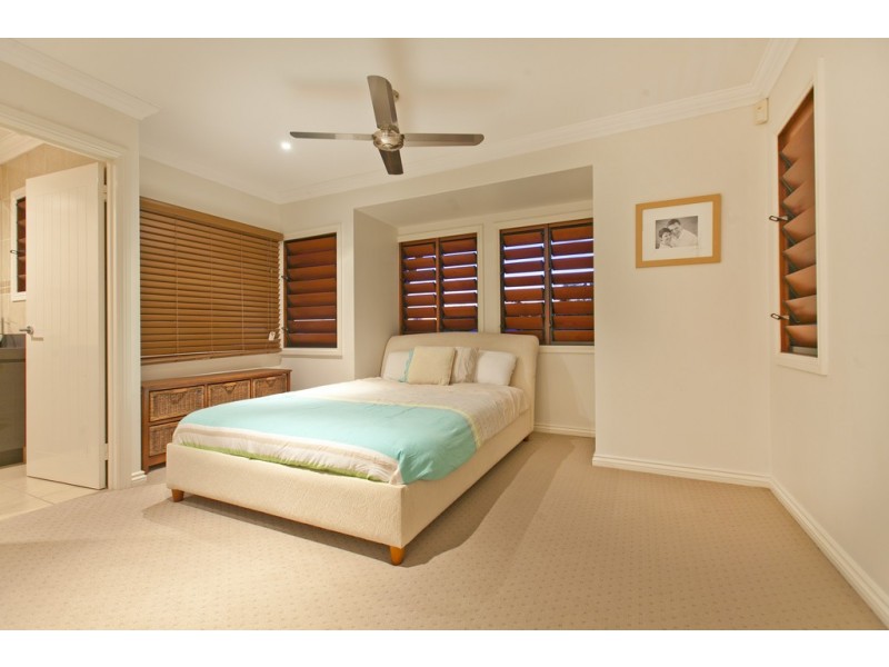 34 Macdonald Street, Lota QLD 4179