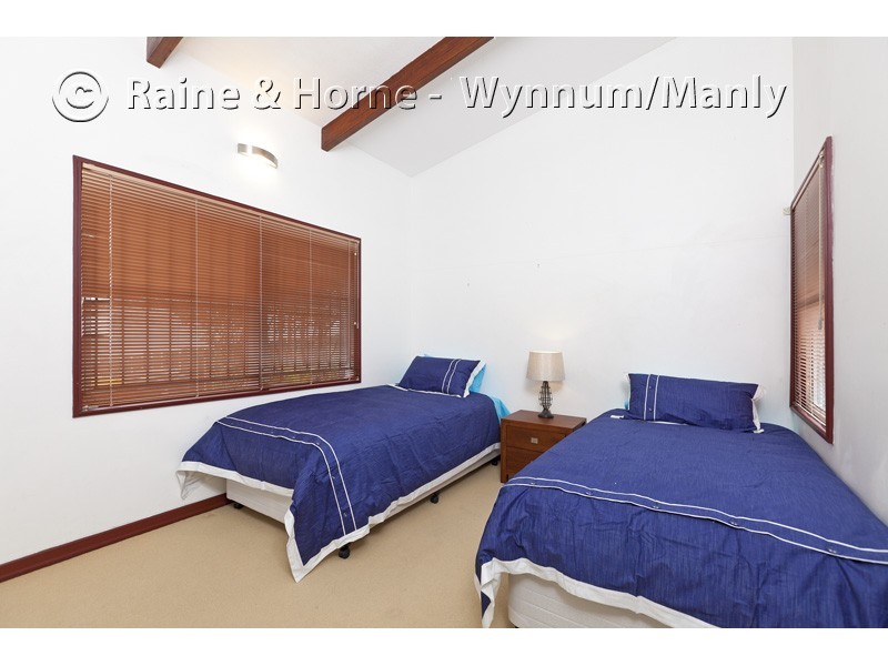 98 Oceana Terrace, Manly QLD 4179