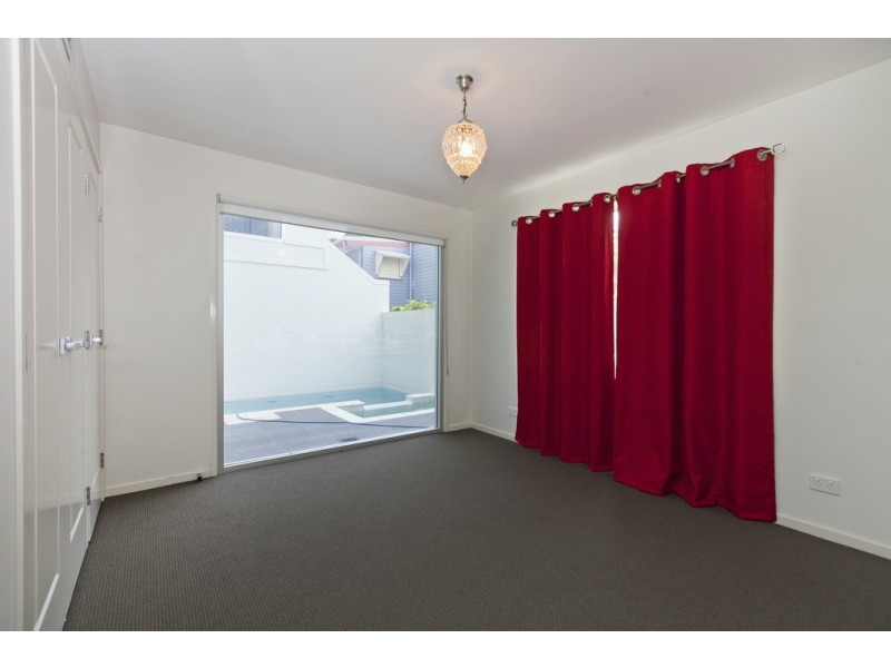 333 Upper Esplanade, Manly QLD 4179