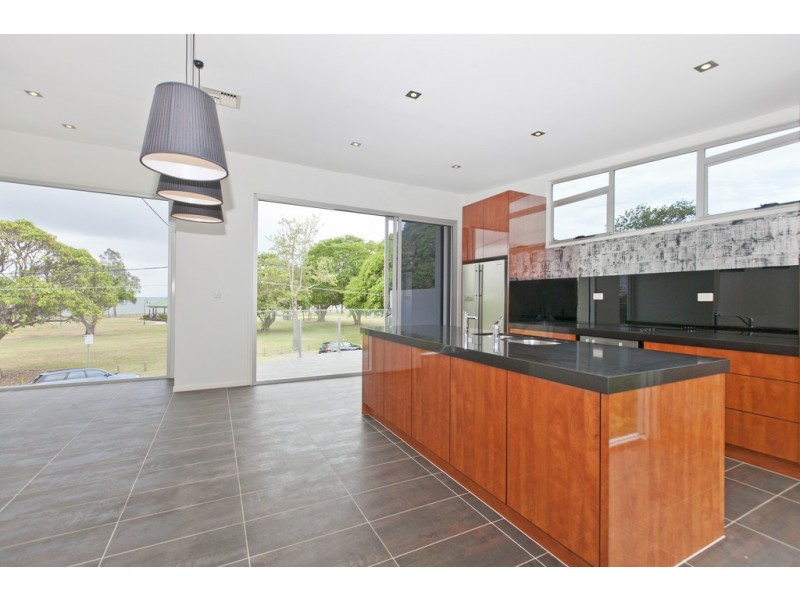 333 Upper Esplanade, Manly QLD 4179