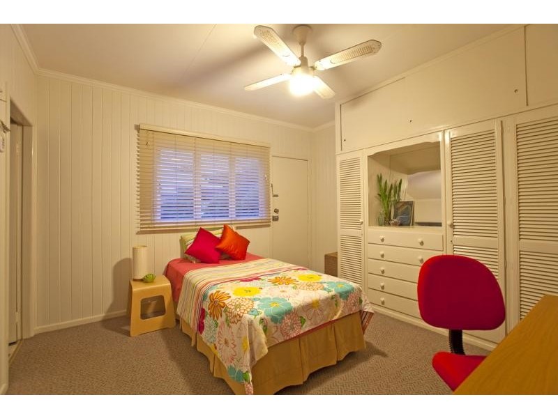 93 Wynnum Esplanade, Wynnum QLD 4178