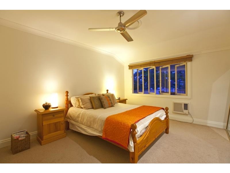 93 Wynnum Esplanade, Wynnum QLD 4178