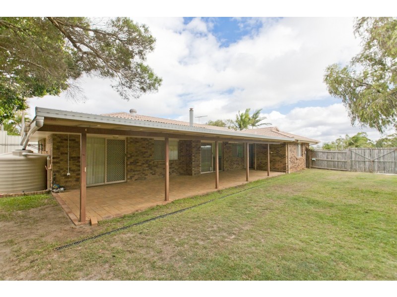 16 Webber Place, Wynnum West QLD 4178