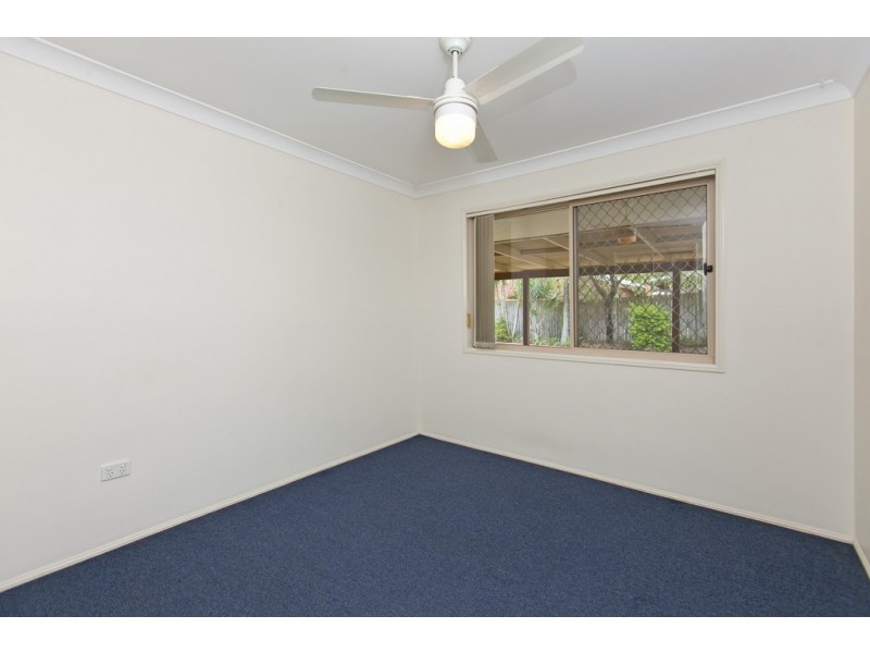 16 Webber Place, Wynnum West QLD 4178