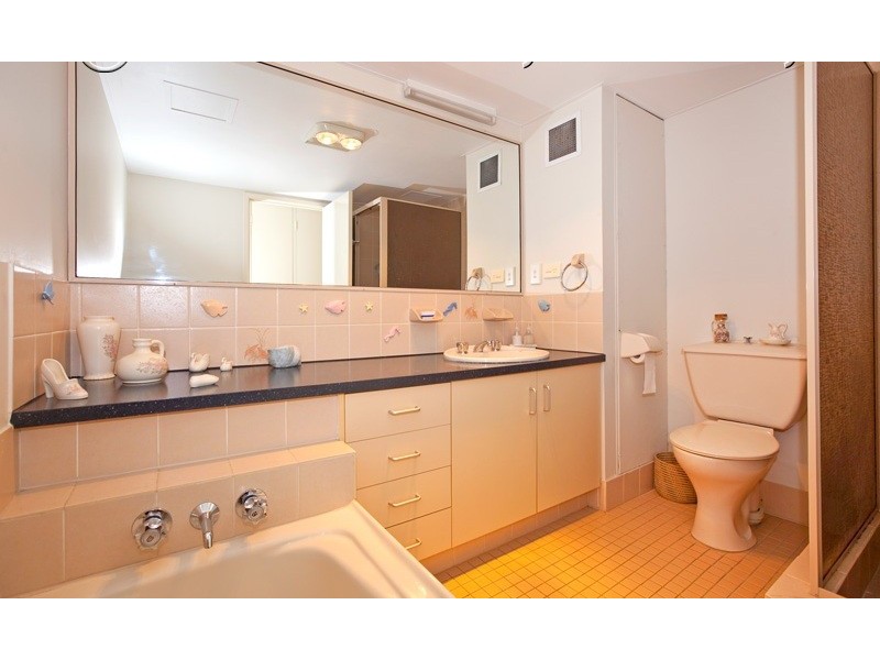 1/127 Wynnum Esplanade, Wynnum QLD 4178