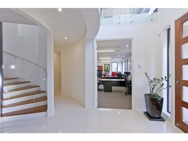 1a Bay Street, Redland Bay QLD 4165