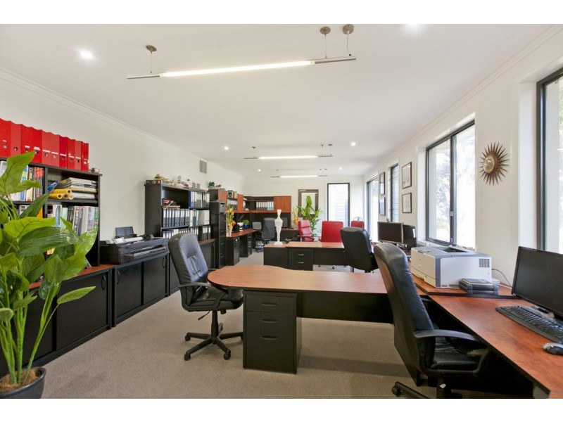 1a Bay Street, Redland Bay QLD 4165