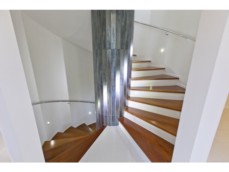 1a Bay Street, Redland Bay QLD 4165