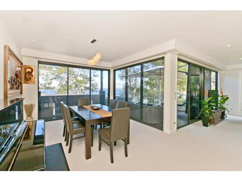 1a Bay Street, Redland Bay QLD 4165