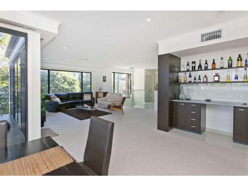 1a Bay Street, Redland Bay QLD 4165