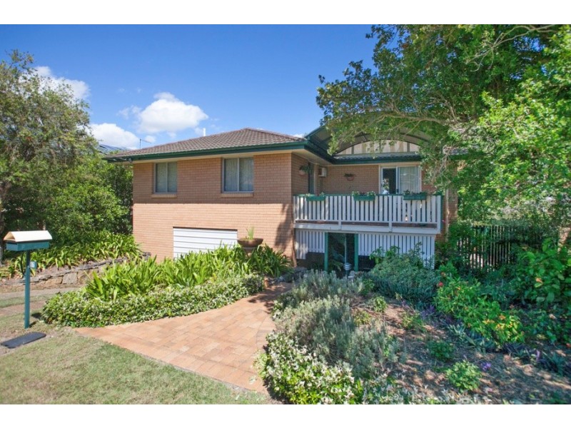 57 Regent Street, Wynnum West QLD 4178