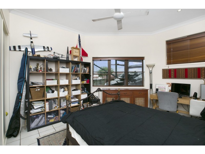 64 Oceana Terrace, Manly QLD 4179