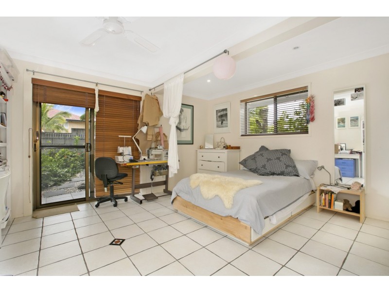 64 Oceana Terrace, Manly QLD 4179
