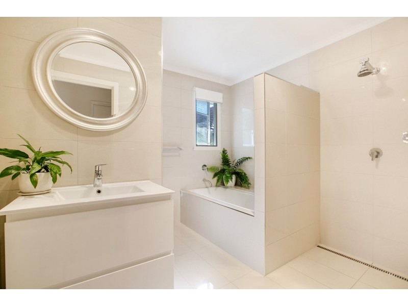 10 Ryder Street, Wynnum QLD 4178