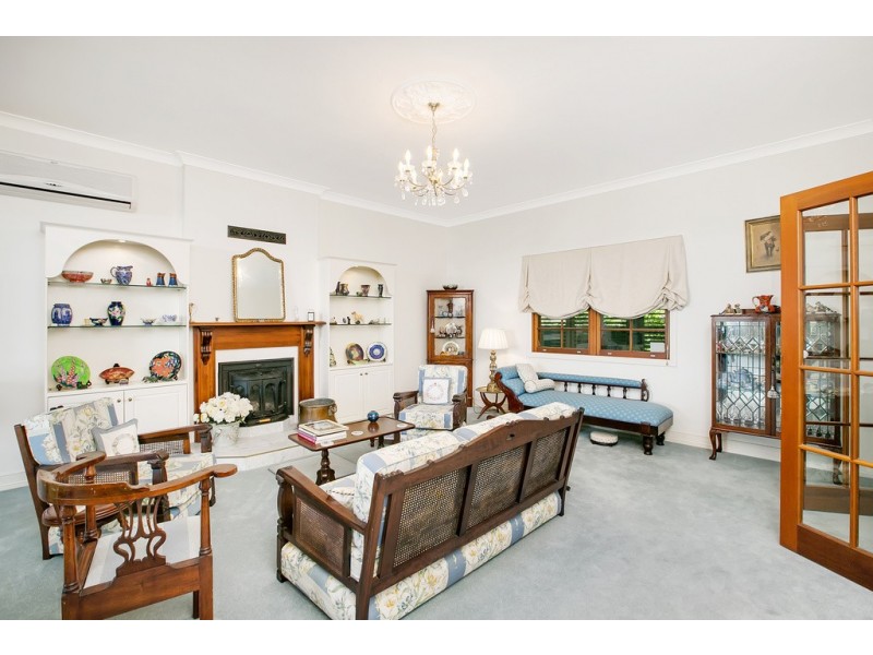 201 Main Road, Wellington Point QLD 4160