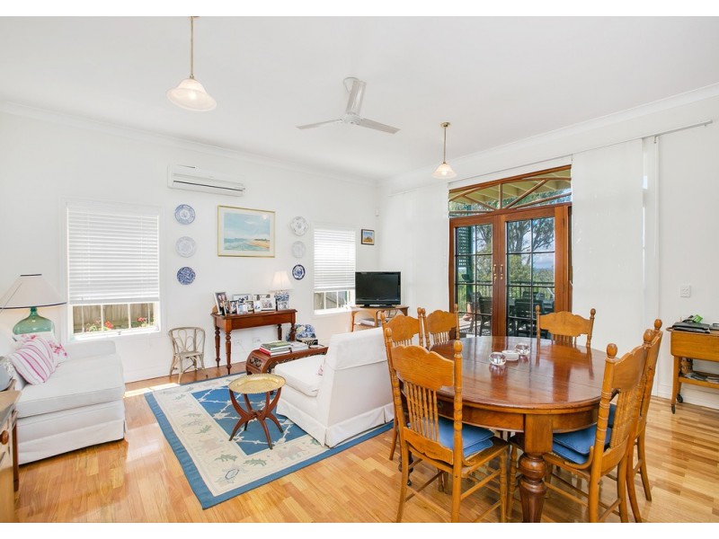 201 Main Road, Wellington Point QLD 4160