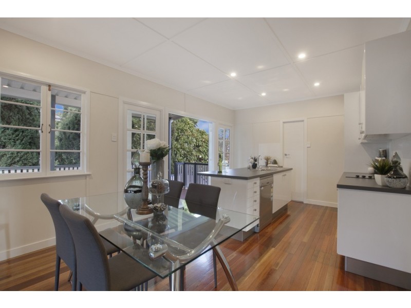 8 Hartland Street, Manly West QLD 4179