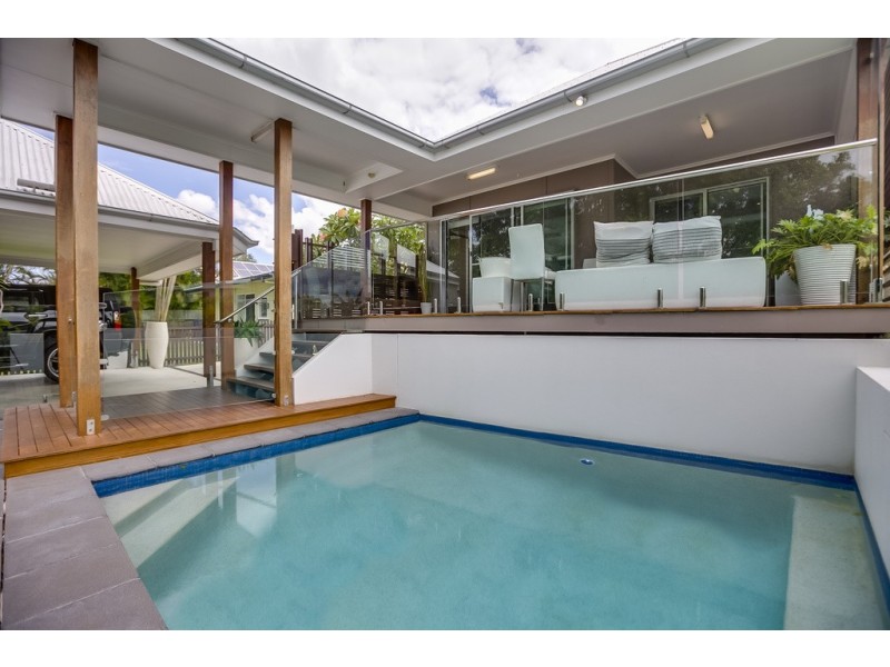 110 Moreton Avenue, Wynnum QLD 4178