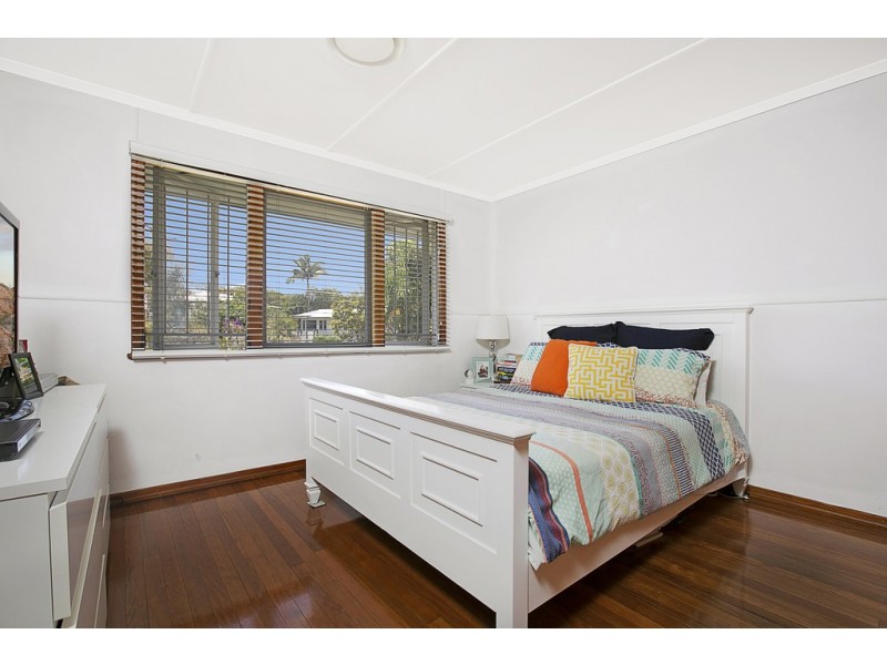 15 Greta Street, Manly West QLD 4179