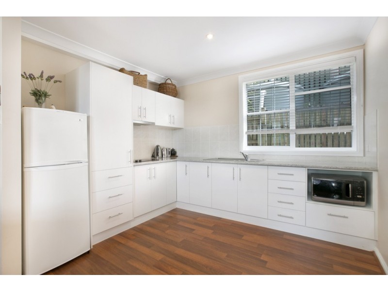42 Adam Street, Wynnum QLD 4178