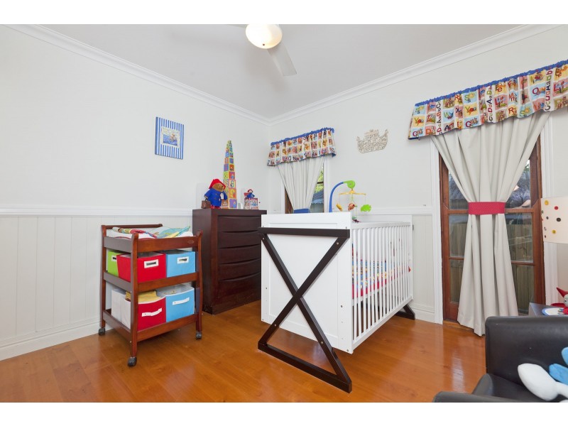24 Outram Street, Lota QLD 4179