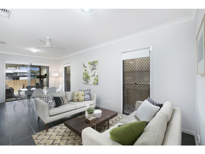 112 Sandy Camp Road, Wynnum West QLD 4178