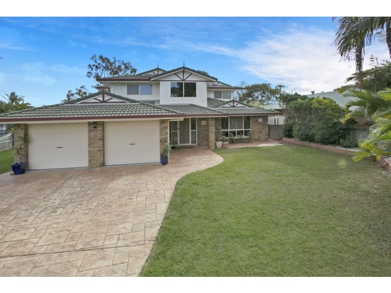 16 Coral Close, Manly West QLD 4179