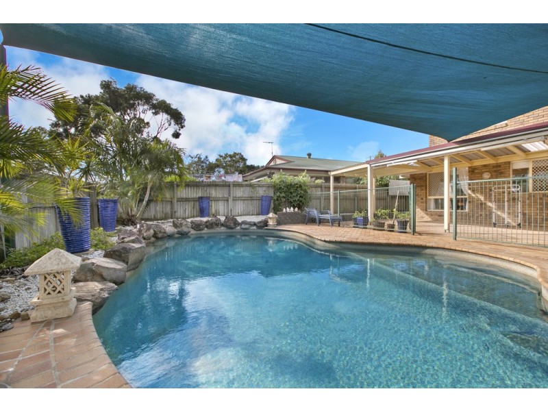16 Coral Close, Manly West QLD 4179