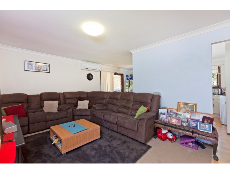 15 Caloundra Street, Manly West QLD 4179