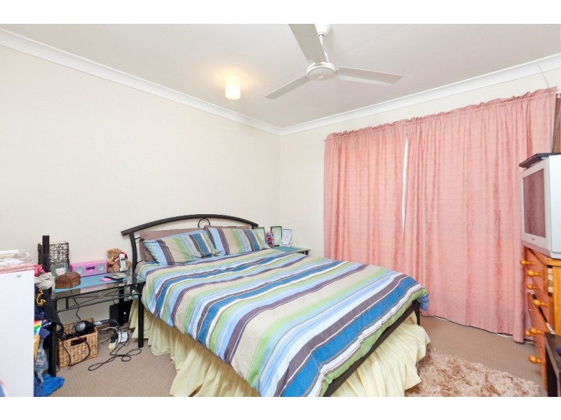 15 Caloundra Street, Manly West QLD 4179
