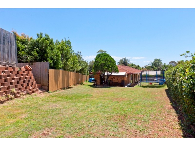 15 Caloundra Street, Manly West QLD 4179