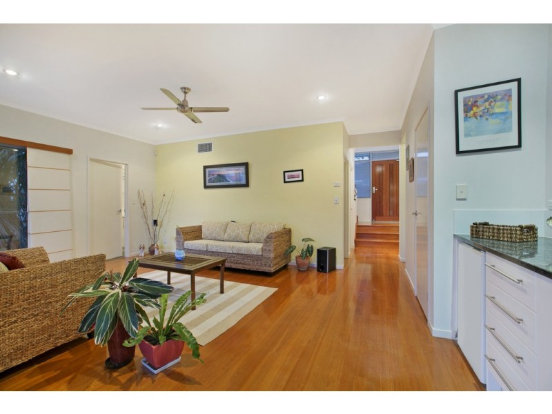 48 Arnold Street, Manly QLD 4179