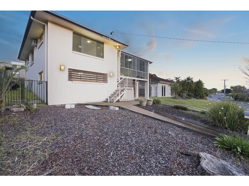 25 Nemarra Street, Wynnum West QLD 4178
