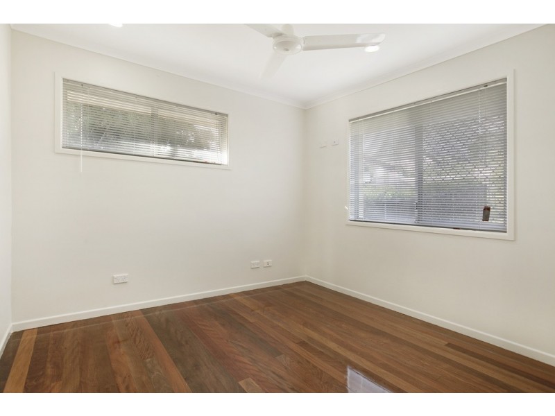 25 Nemarra Street, Wynnum West QLD 4178