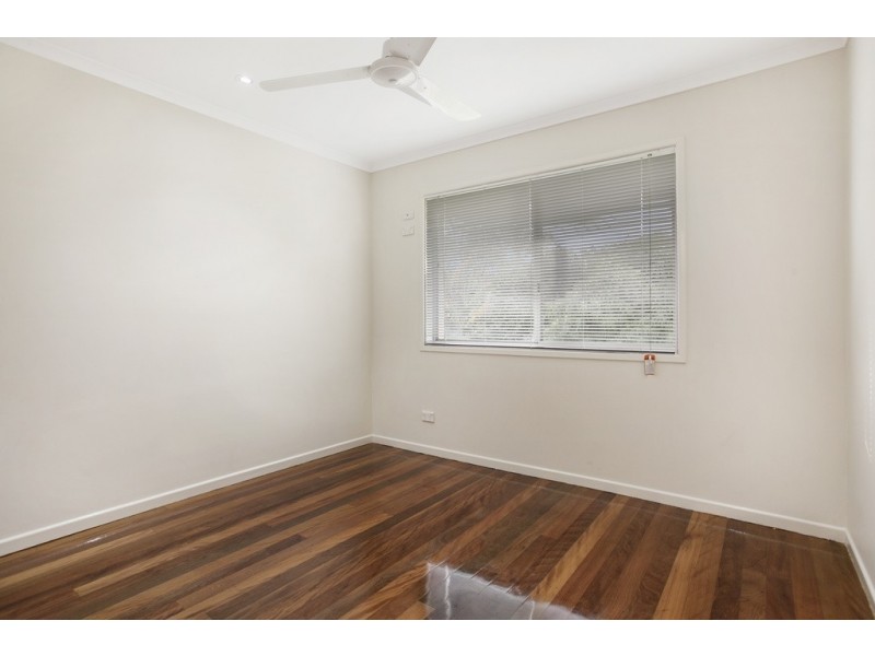 25 Nemarra Street, Wynnum West QLD 4178