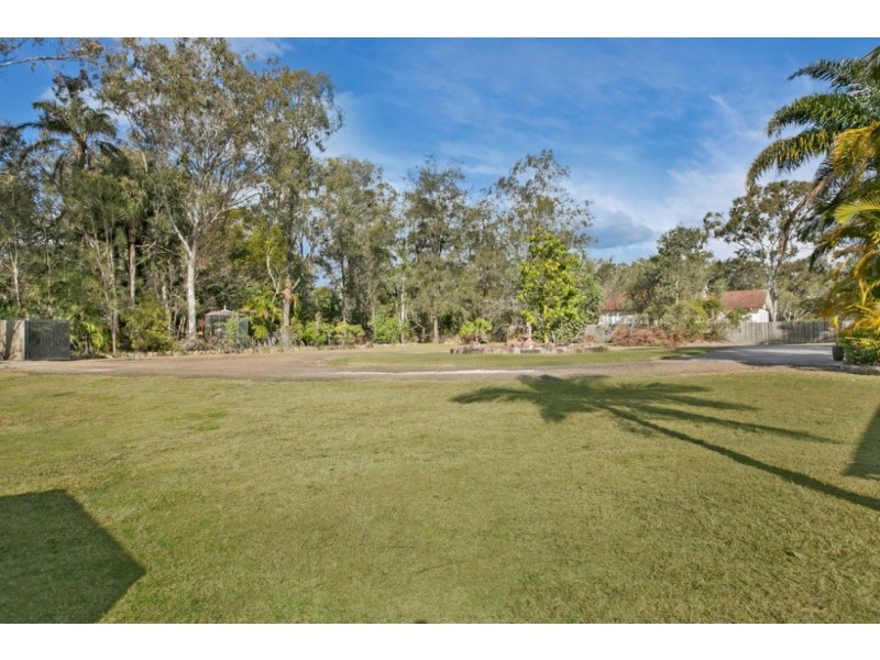109 Green Camp Road, Wakerley QLD 4154