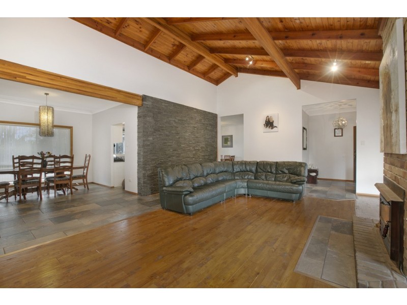 109 Green Camp Road, Wakerley QLD 4154