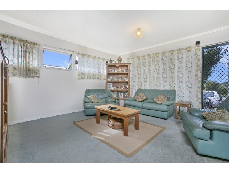 36 Bushing Street, Wynnum West QLD 4178