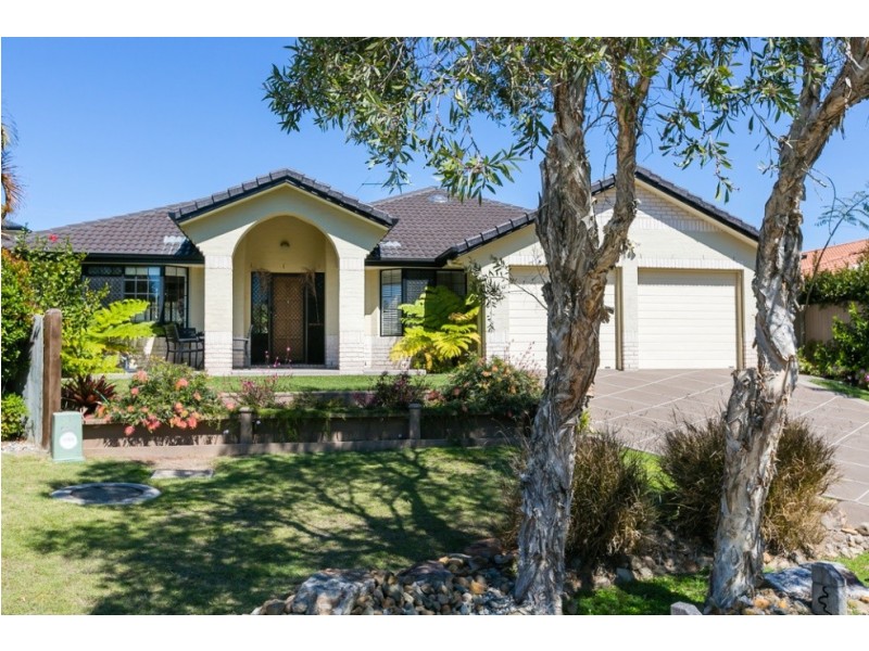 5 Brookside Place, Lota QLD 4179