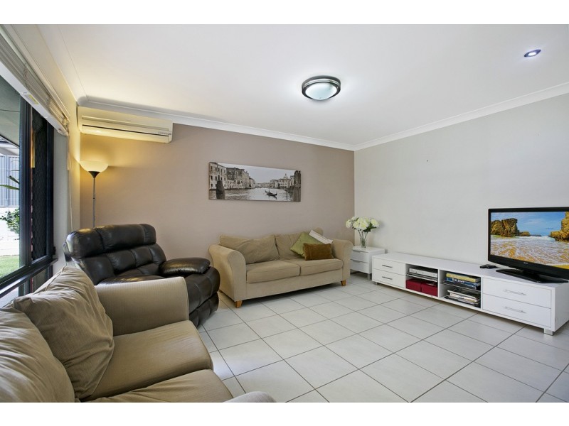 5 Brookside Place, Lota QLD 4179
