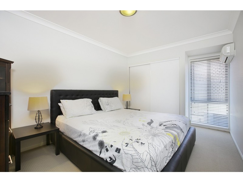 5 Brookside Place, Lota QLD 4179