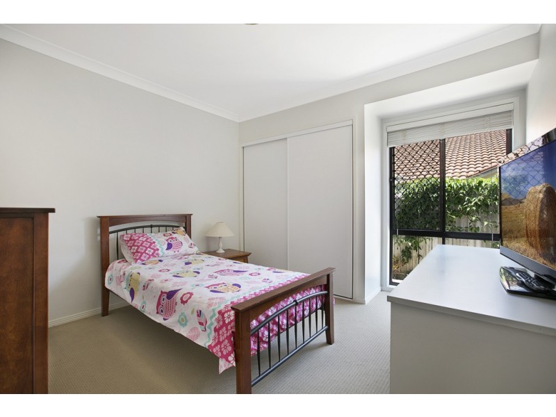 5 Brookside Place, Lota QLD 4179