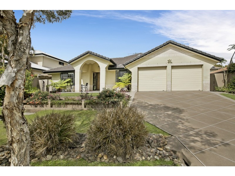 5 Brookside Place, Lota QLD 4179