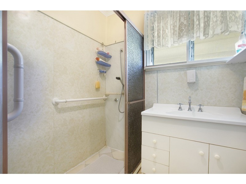 7 Ulagree Street, Wynnum West QLD 4178