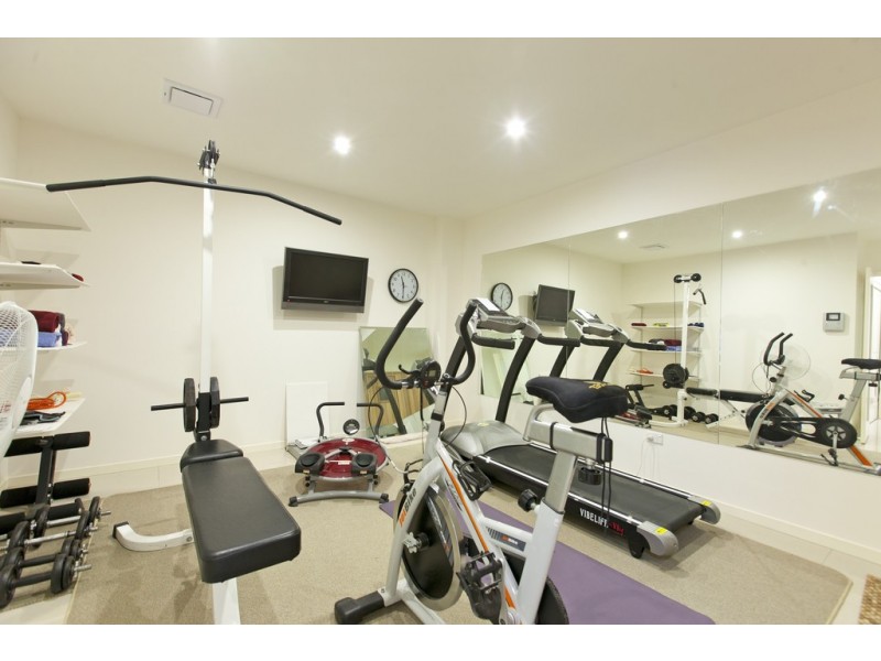 38 Akonna Street, Wynnum QLD 4178