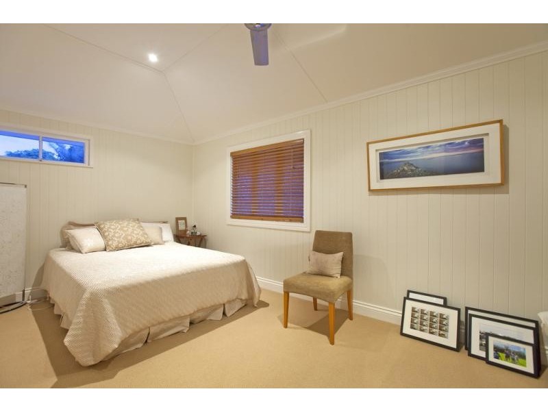 93 Wynnum Esplanade, Wynnum QLD 4178