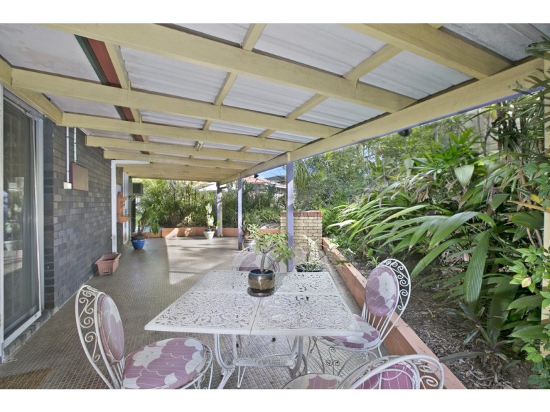 2 Gwynne Street, Wynnum West QLD 4178