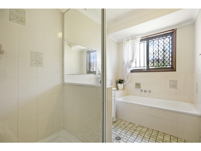 15 Caloundra, Manly West QLD 4179