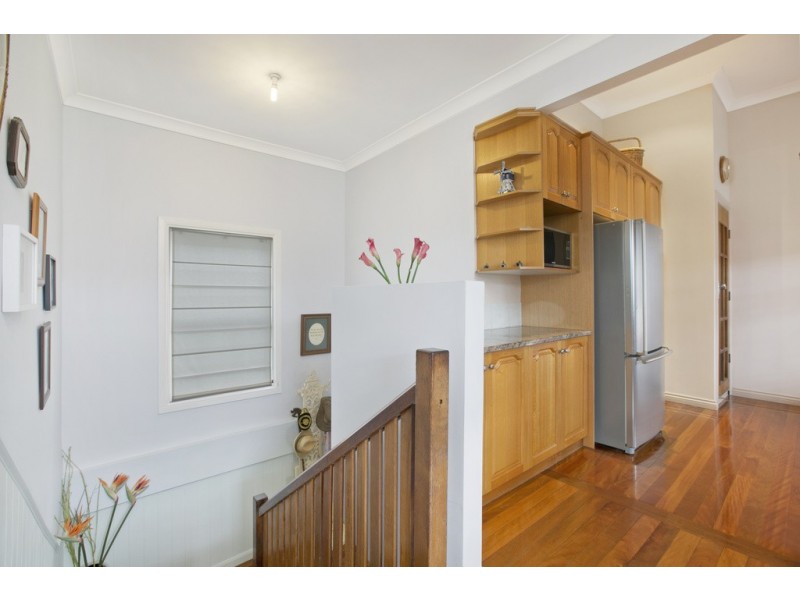 42 Adam Street, Wynnum QLD 4178