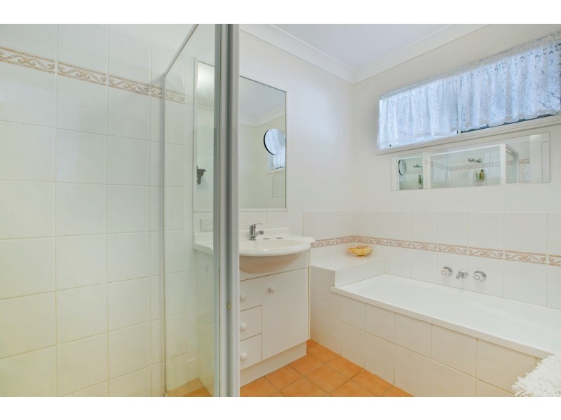 85 Matthews Way, Wakerley QLD 4154